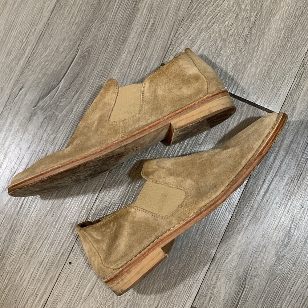 Vince Mia Khaki Suede Slip-On Round Toe Loafers ‎     size 8M